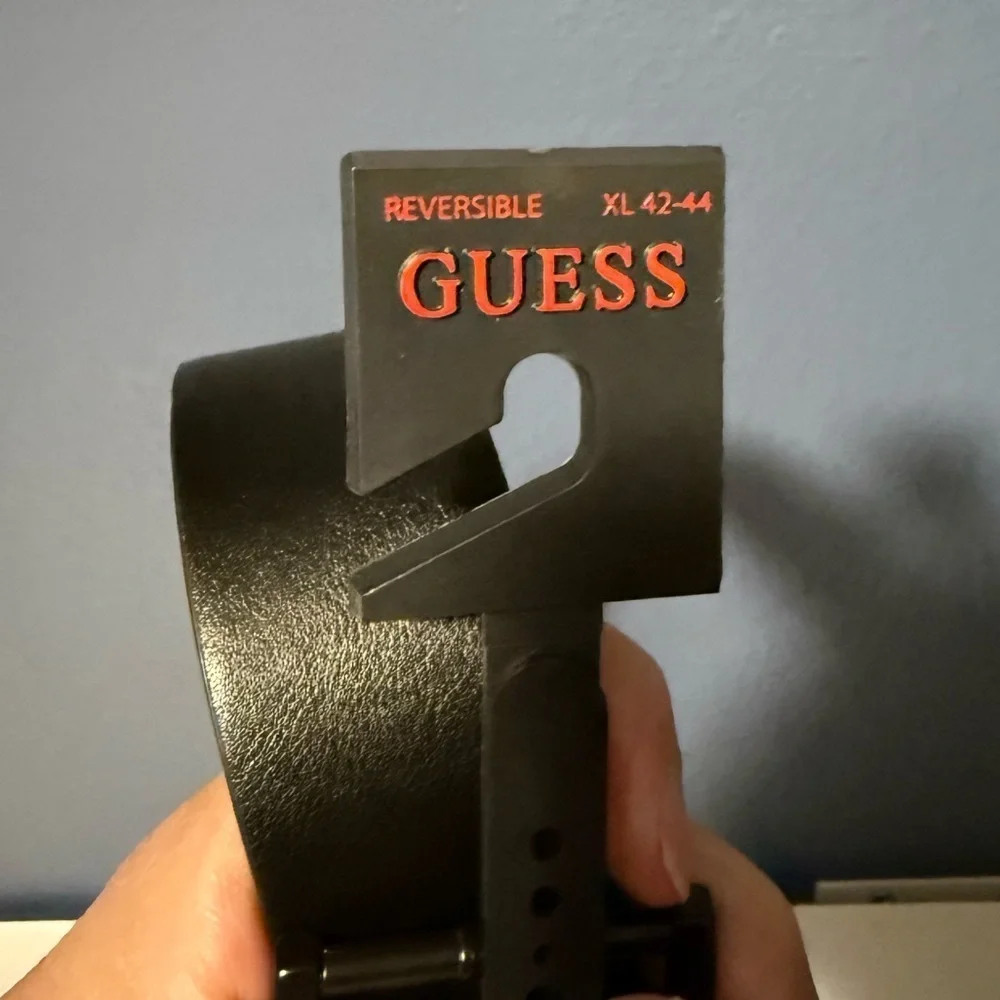 Guess Black and Brown Reversible Leather Belt Size XL 42-44 NWOT